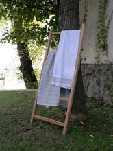 Cargar imagen en el visor de la galería, ACC523 - Escalera para toallas de 4 barras de 47&quot; (120 cm)
